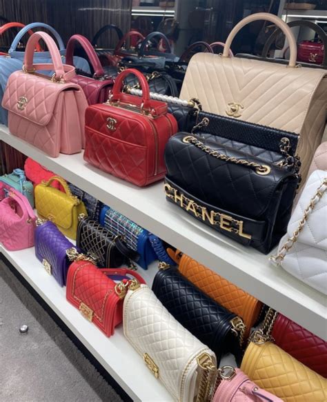 How smugglers flood the US with Chinese fake designer bags.